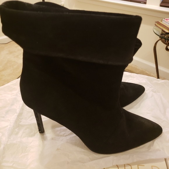 Shoes - Picture 2 of 3